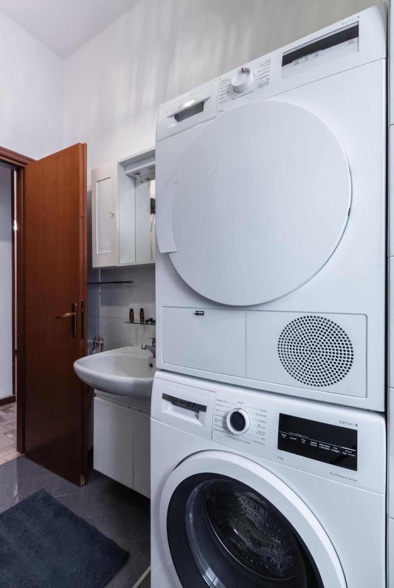 Entire Home/apt In Near Fairs And Navigli Milan