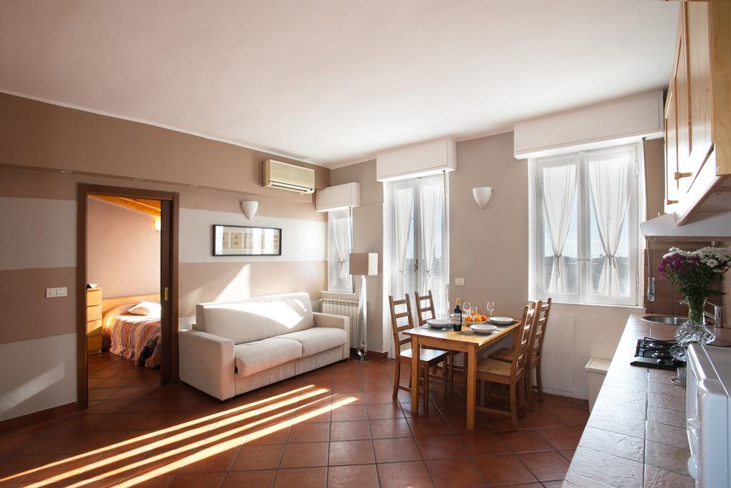 Apartment Skyline In Citta Studi A 1 Minuto Dal Metro Con Terrazzo Wi-fi E Netflix