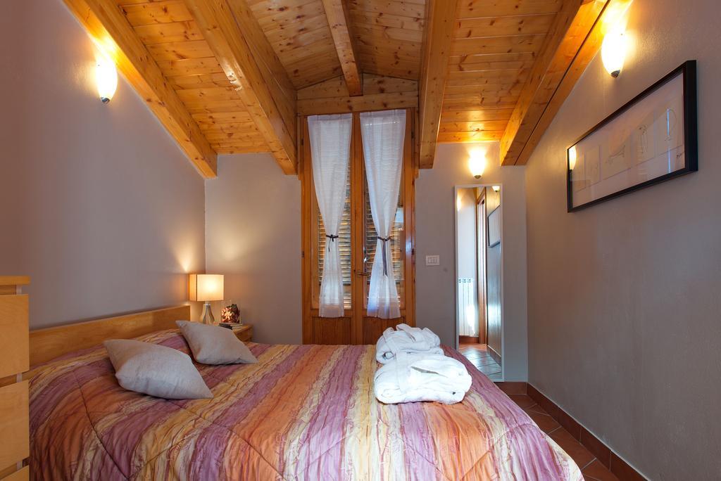 Apartment Skyline In Citta Studi A 1 Minuto Dal Metro Con Terrazzo Wi-fi E Netflix