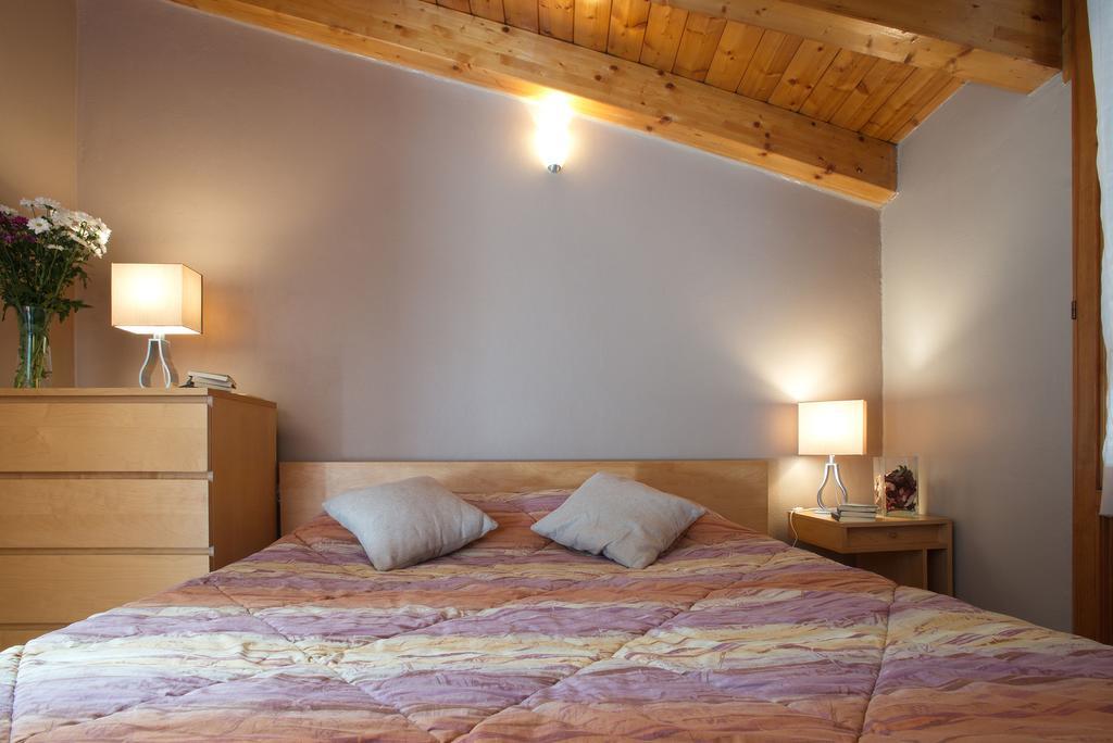Skyline In Citta Studi A 1 Minuto Dal Metro Con Terrazzo Wi-fi E Netflix Apartment Milan