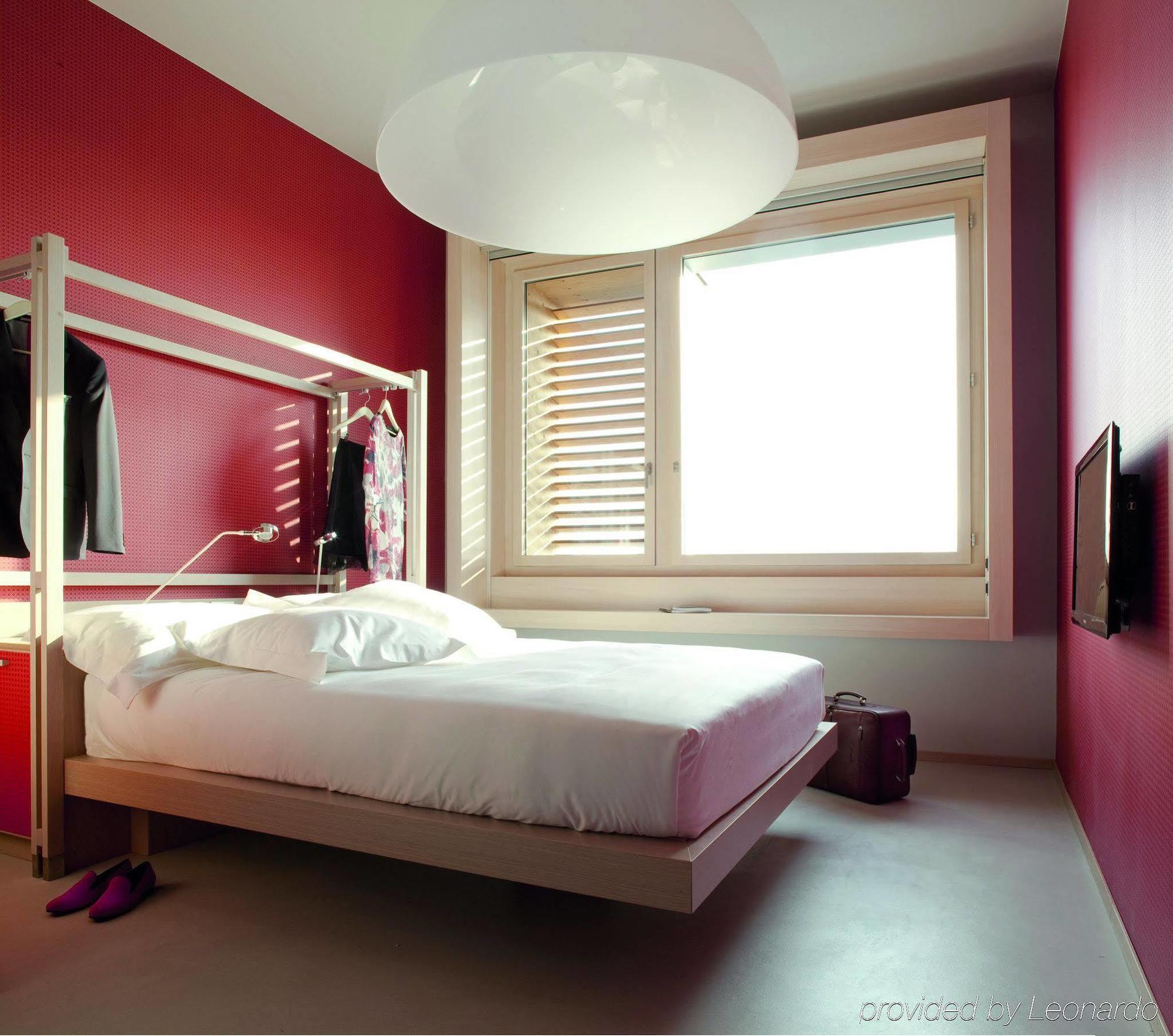 Nu Milan