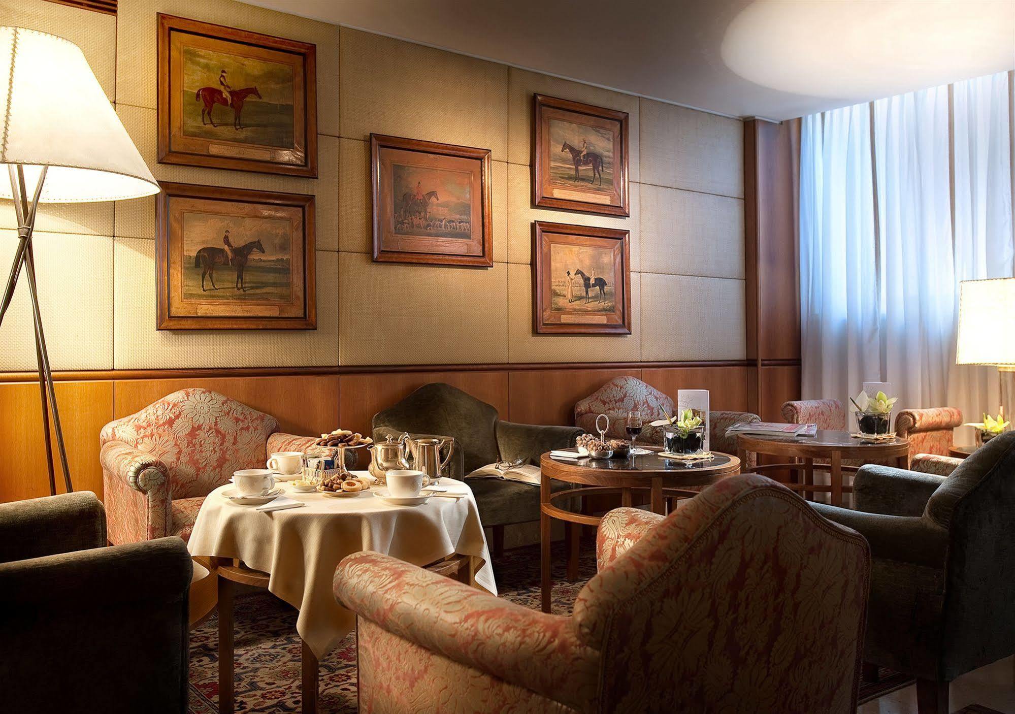 Hotel Cavour 4*