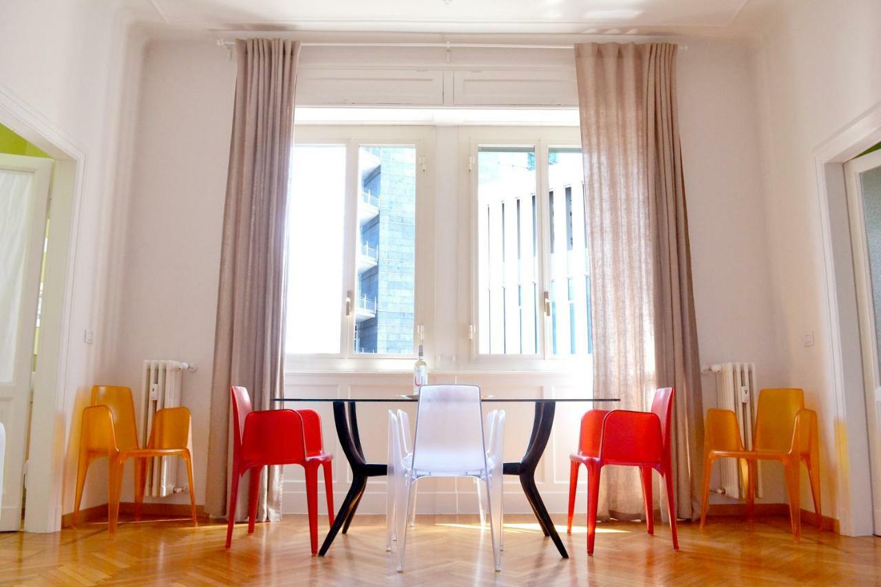 Apartment Gae Aulenti Apt *