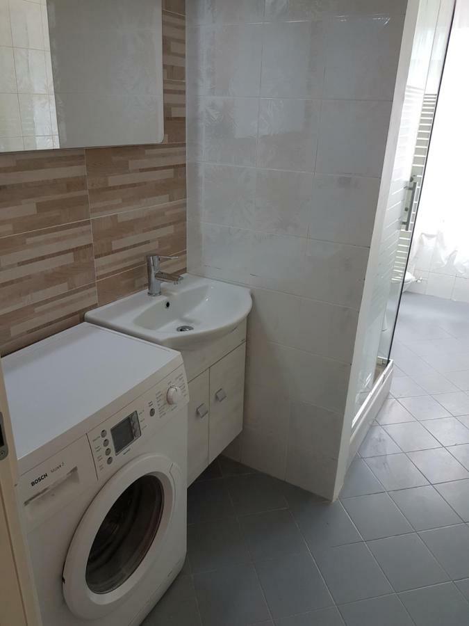 Sant Ambrogio Flat Appartamento *