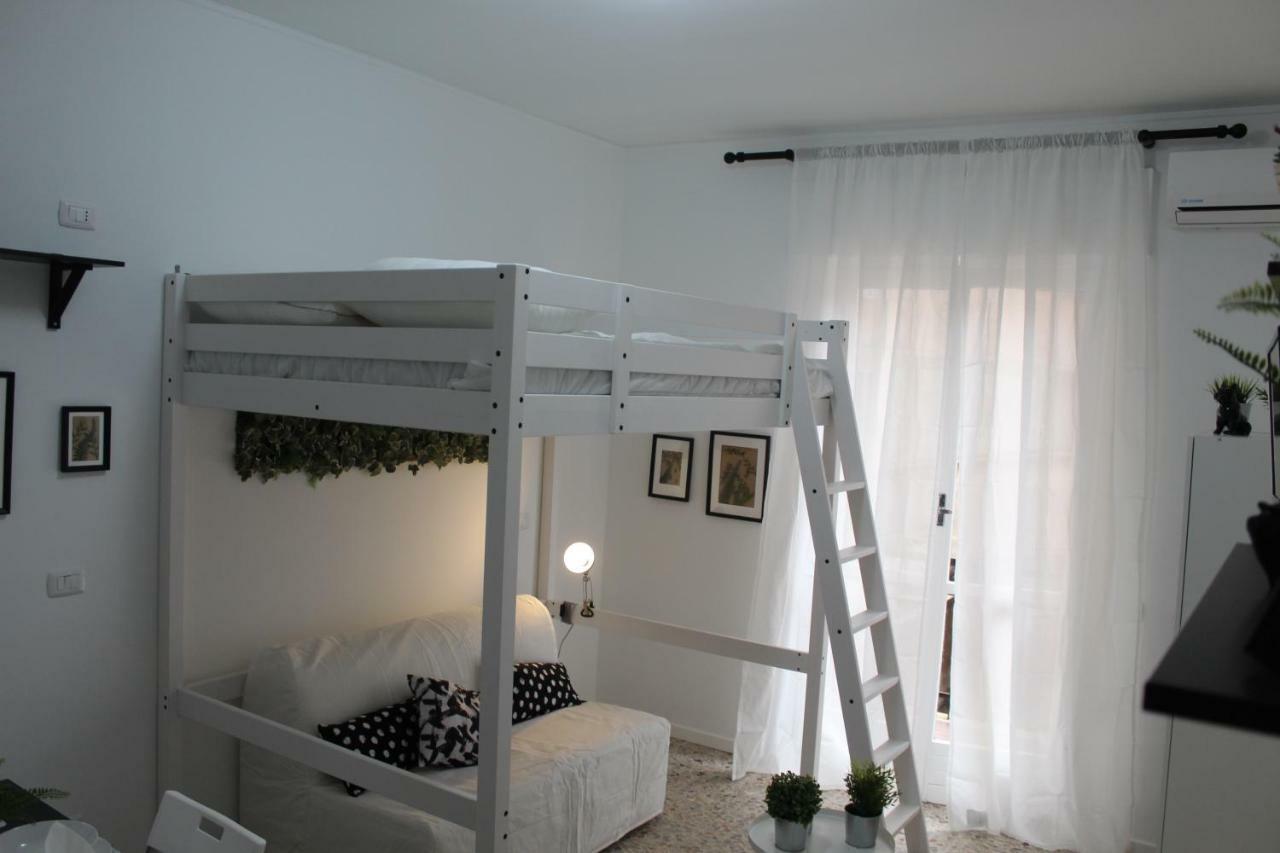 Appartamento Anacreonte 7 *