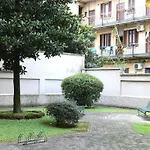 Super Milano Rogoredo Vacation Apartment - 4 People