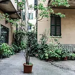 Via Argelati - Navigli Top Location 2