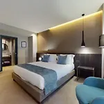 Galleria The Smart Boutique Aparthotel By Ospitami