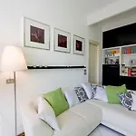 Stunning 1-Bed Apartment In Milano