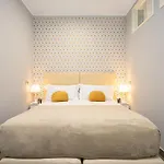 Large Design Apartment In The City Center
