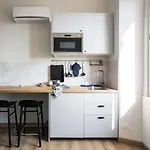 Minimal&Charming studio in Isola District