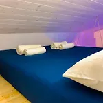 Aria Condizionata, Loft a 13\' dal Duomo con ampio Balcone WiFi e Netflix