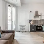 Guesthost - Milano Central Station Renovated Apt