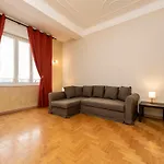 Casemi - Milano Centro Pinturicchio 29