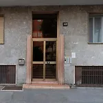 I Host Apartment - Ettore Ponti 48