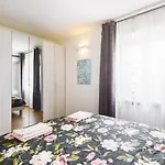House Navigli Apartment In The Heart Of The Naviglio Grande Milano
