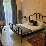 Ambra Boutique Hotel