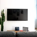 Just Urban Stays - Modern Loft In City Center V Giornate