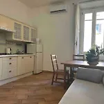 Xenia Apartments - Charming Garden Suite In Porta Venezia