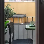Pink Flamingo Balcony Studio By Central Station