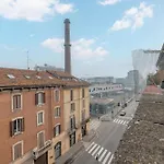 Cozy Apartment In Milan