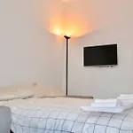 15 Minuti Dal Duomo- Metro-Design