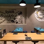 Smart Hotel Central