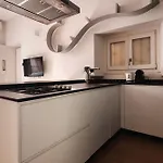 Just Urban Stays - Superb Apartment - Moscova Brera