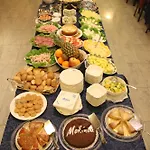 Mokinba Hotels King
