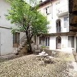 Hbhall Navigli 2 Apartment