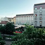 Cozy Apartment In Via Washington Freshly Renovated