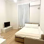 Studio Apartment Near Bocconi