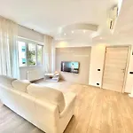 Milano Bocconi Home