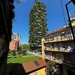 Sotto Il Bosco Verticale House