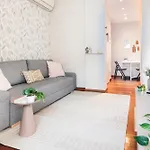 Fully furnished flat Arco della Pace by Easylife
