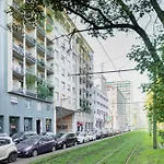 Fully furnished flat Arco della Pace by Easylife