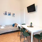 We Home - Watt18 House Navigli