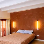 Appartamento 5 Camere Da Letto