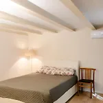 Appartamento 5 Camere Da Letto