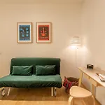 Co99 - Cozy & Quiet Gambara Apartment