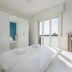 Easy Parking - 5 Min To Metro - Balcony - Quiet