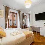 Central Apartment - 10 Min To Duomo