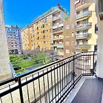 Beada Home, A Pochi Passi Dal Centro Storico Milano E Da Navigli, Con Fermata Metropolitana Vicino Casa