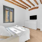 Navigli Modern Apartment In Design District