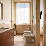 Exclusive Suite In Central Station - Duomo 5 In Minutes