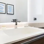 Easylife - Moderno Rifugio In Zona Bocconi