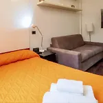Meravigli Apartment