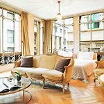 Glamour Apartments