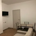 Leoncavallo House