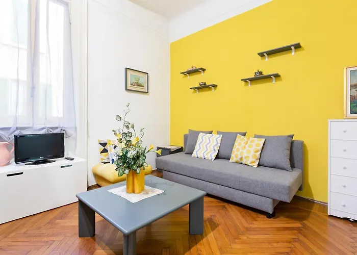 Loreto Courtyard Apartment